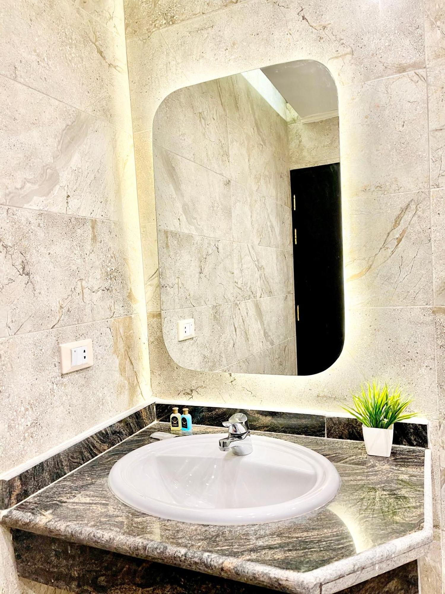 Comfort Giza Inn View Al Kawm al Akhdar Exterior photo